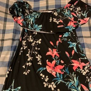 On/off shoulder floral dress